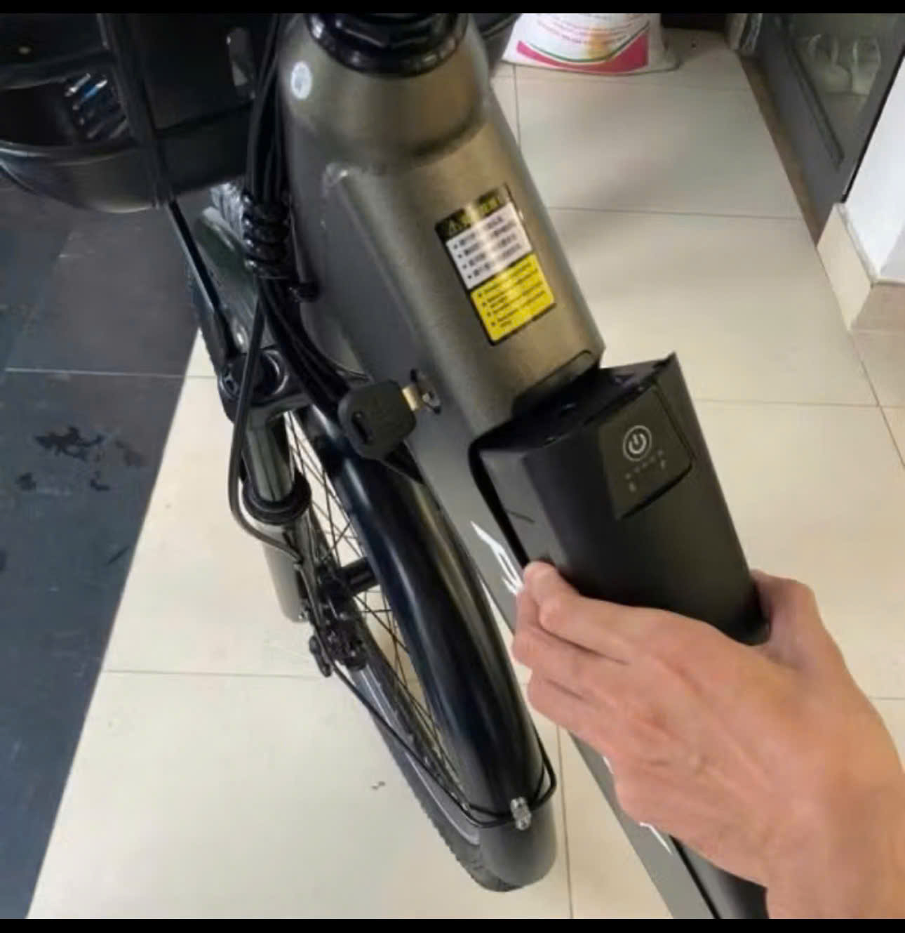 Xe đạp trợ lực điện Phoenix A9 Pro Xe đạp trợ lực điện Phoenix A9 Pro